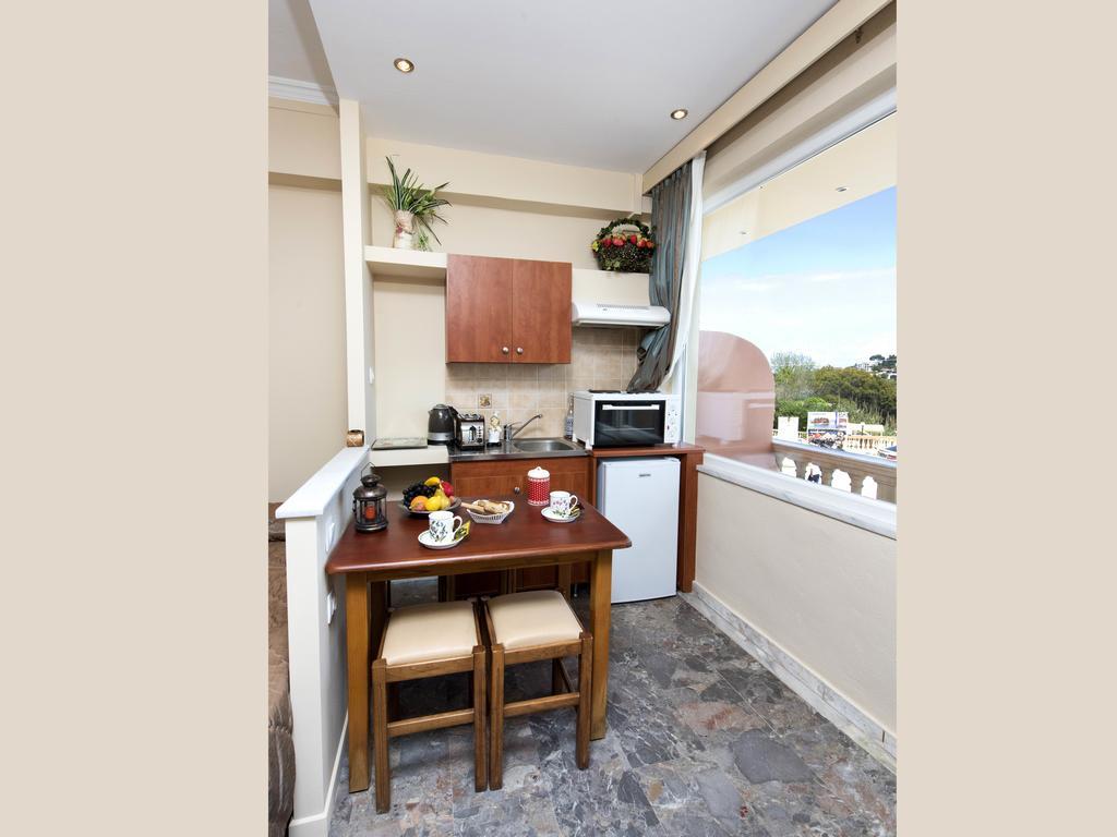 Aparthotel Mouse Island Perama  Zimmer foto